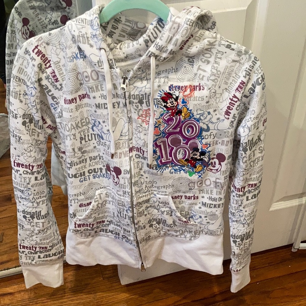 Never worn! Women’s Disney World jacket